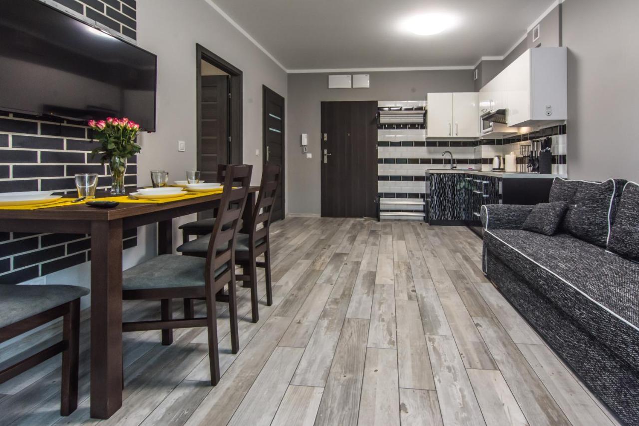 Apartamenty Izerskie - Ul. Sienkiewicza 9 Swieradow-Zdroj Luaran gambar